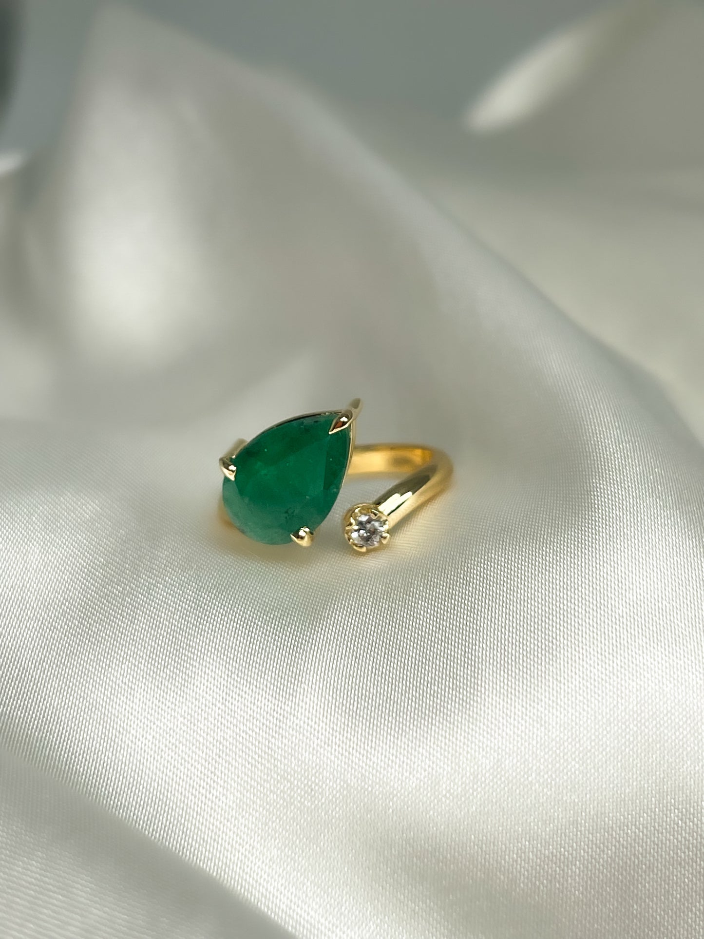 14k Gold 2-Stone Ring, Natural Pear Shaped Emerald With Round Diamond Ring