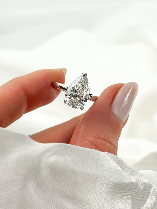 Pear Cut Diamond Ring – Solitaire 14K Gold- IGI Certified