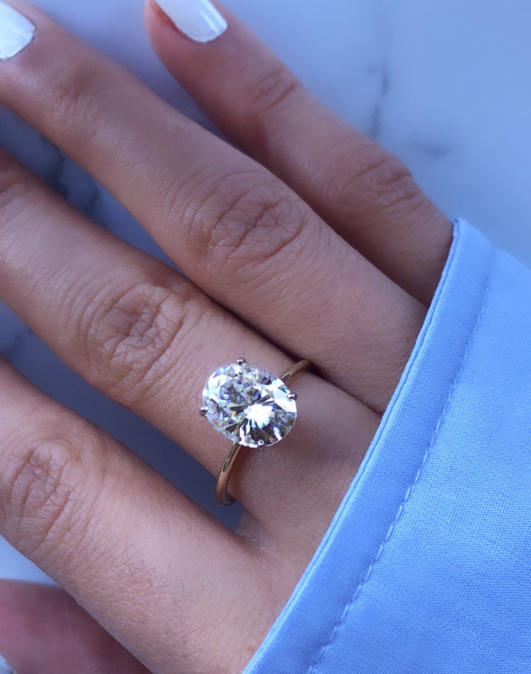4Ct Oval-cut Diamond Solitaire Ring in 14k Solid Gold