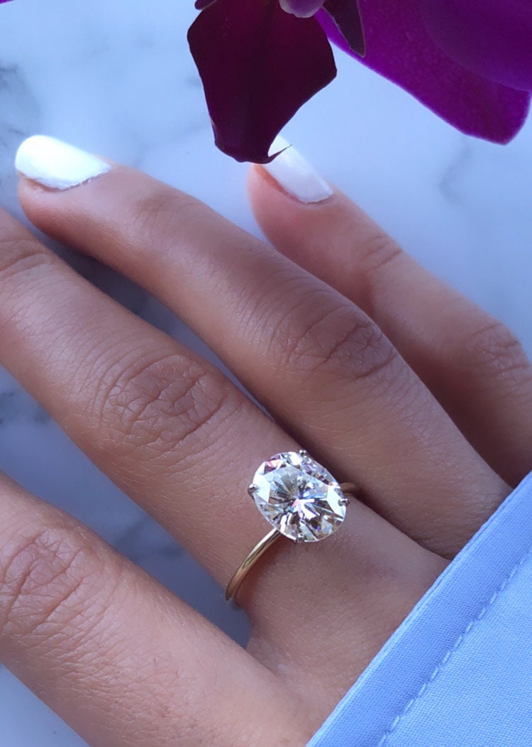 4Ct Oval-cut Diamond Solitaire Ring in 14k Solid Gold