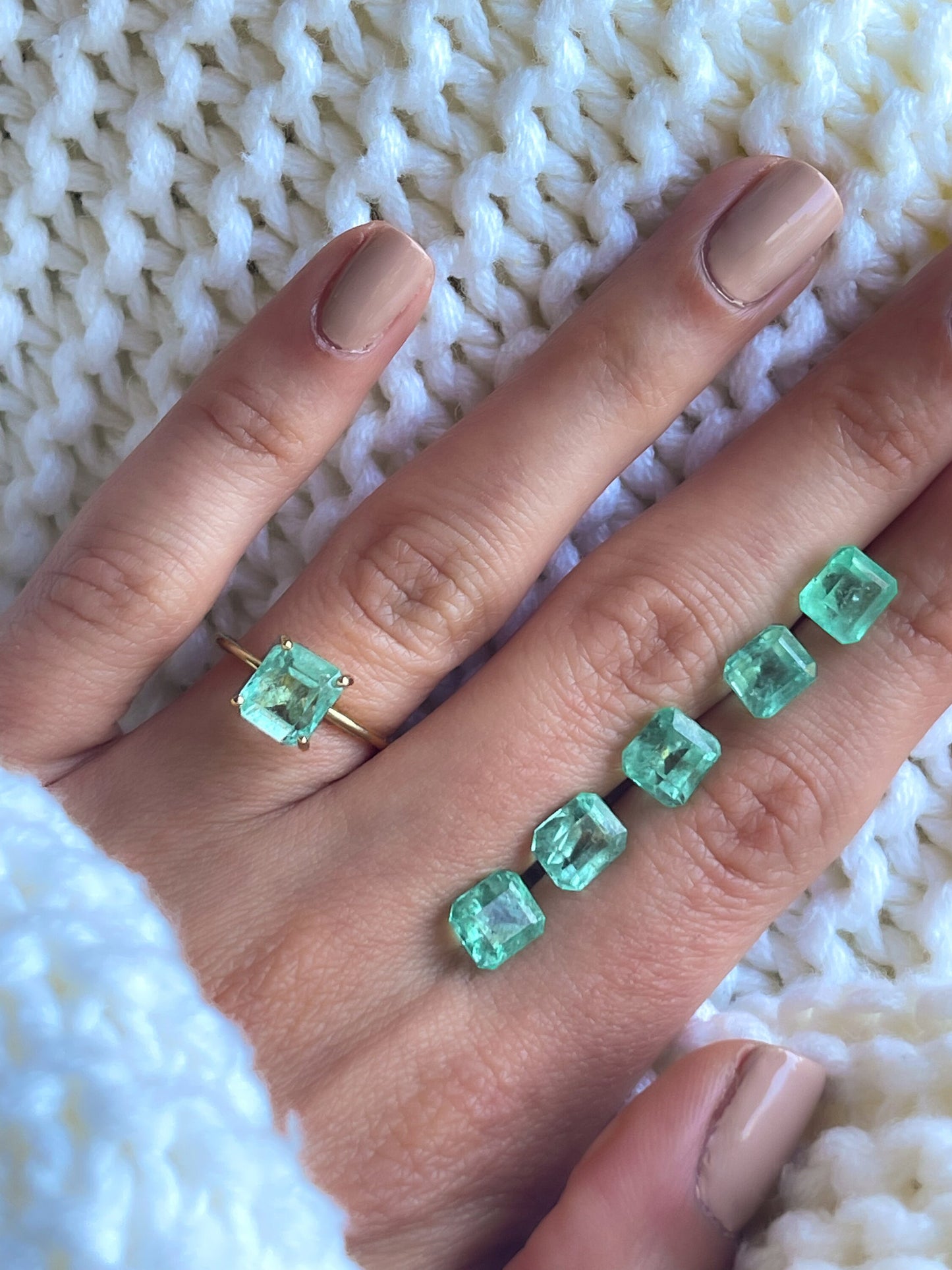 Natural Colombian Light Green Emerald Solitaire Ring Solid 14k Gold