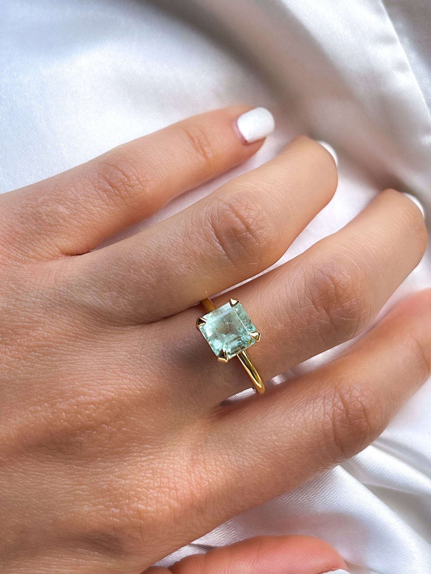 Natural Colombian Emerald Cut Green Beryl Solitaire Ring in Solid 14k Gold