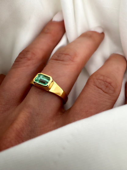 Natural Colombian Emerald Signet Solitaire Ring, 14k Gold Bezel Setting