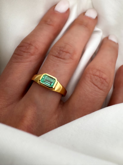 Natural Colombian Emerald Signet Solitaire Ring, 14k Gold Bezel Setting