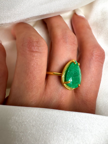 Natural Colombian Pear Shaped Emerald Solitaire Ring in Solid 14k Gold