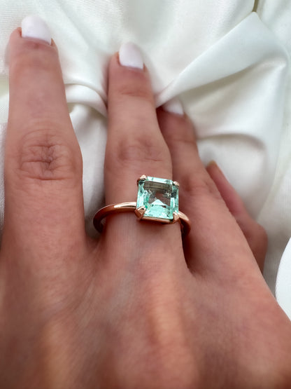 Natural Colombian Emerald Cut Green Beryl Solitaire Ring in Solid 14k Gold