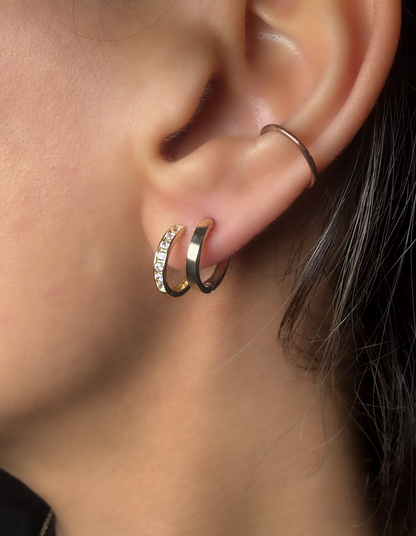 14k Solid Gold Diamond Hoop Earring: Huggie Hoop