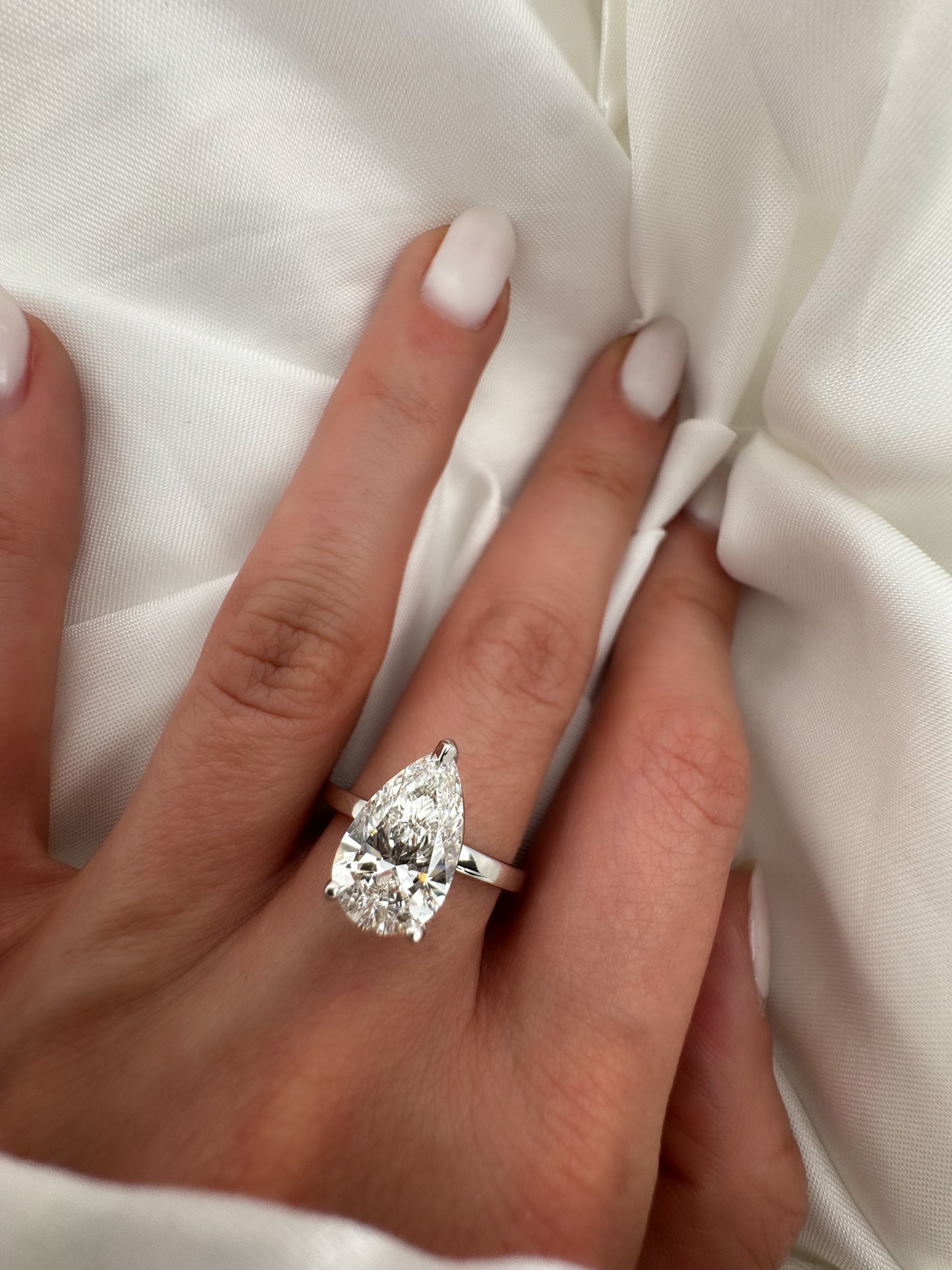 Pear Cut Diamond Ring – Solitaire 14K Gold- IGI Certified