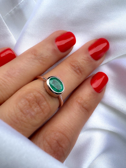 14k Gold Oval Cut Natural Colombian Emerald Bezel Set Solitaire Ring