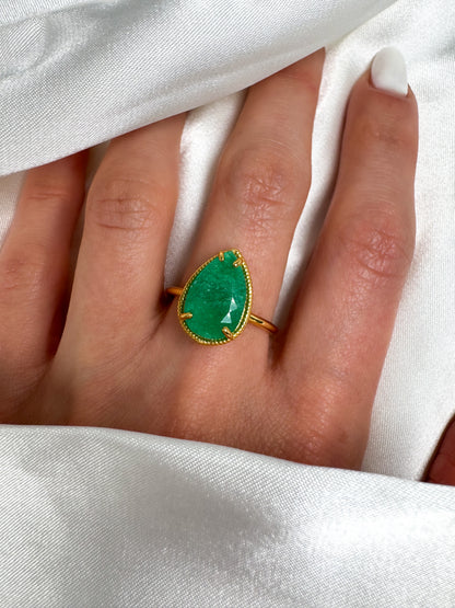Natural Colombian Pear Shaped Emerald Solitaire Ring in Solid 14k Gold