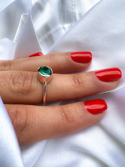 14k Gold Oval Cut Natural Colombian Emerald Bezel Set Solitaire Ring