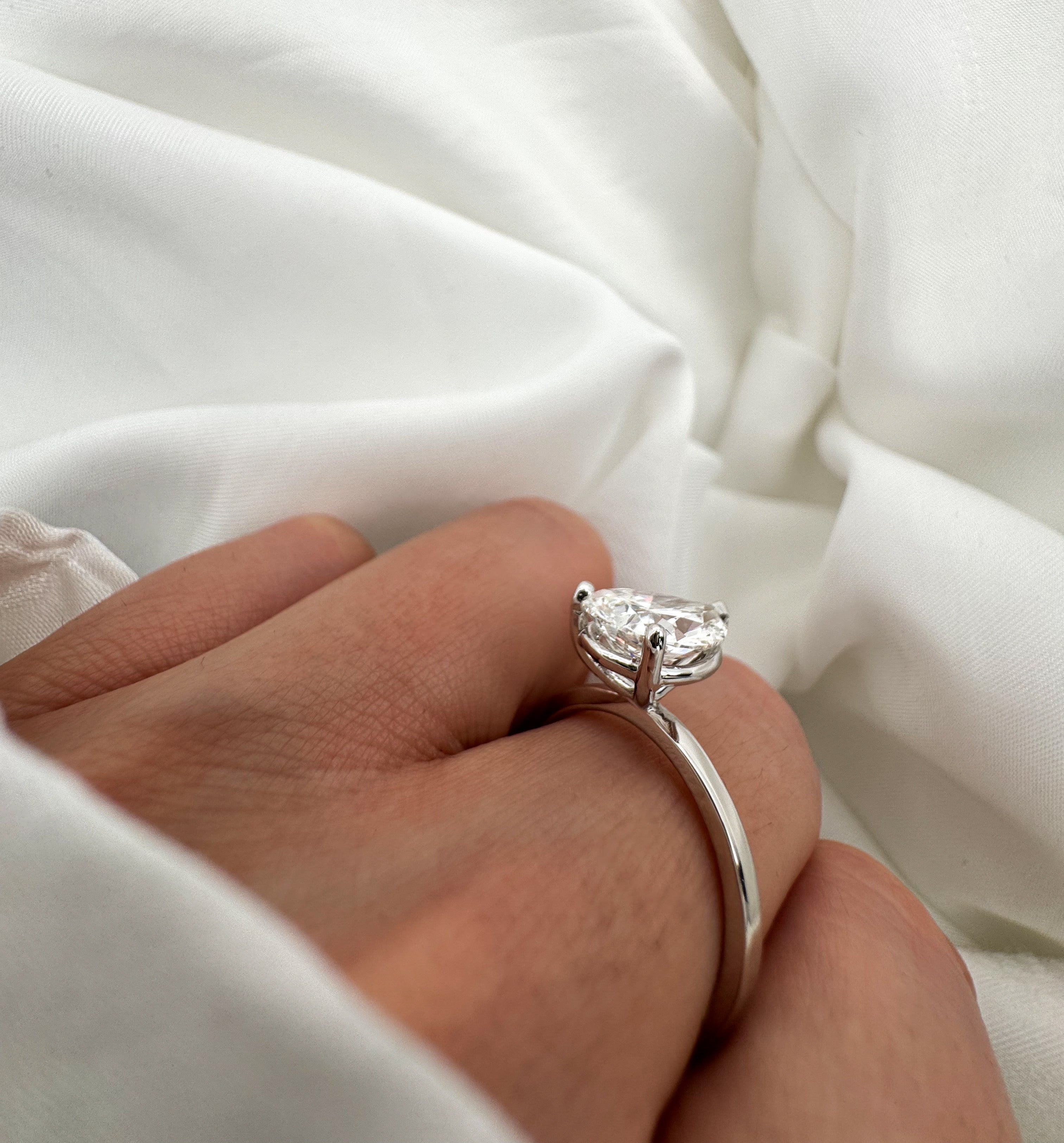 Pear Cut Diamond Ring – Solitaire 14K Gold- IGI Certified