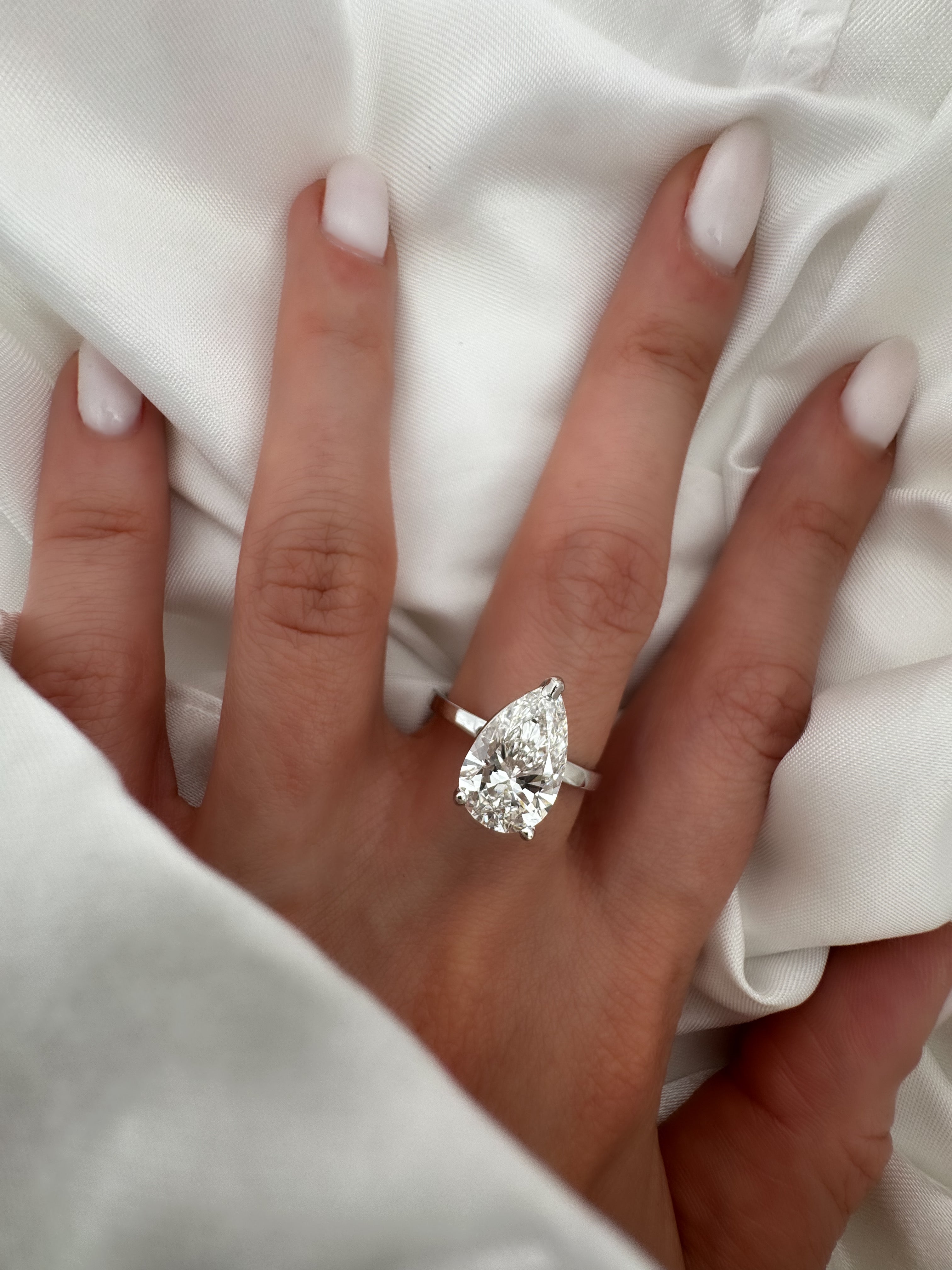 Pear Cut Diamond Ring – Solitaire 14K Gold- IGI Certified