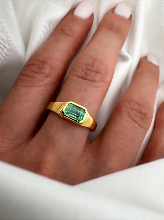 Natural Colombian Emerald Signet Solitaire Ring, 14k Gold Bezel Setting