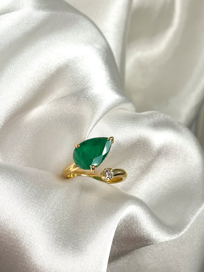 14k Gold 2-Stone Ring, Natural Pear Shaped Emerald With Round Diamond Ring