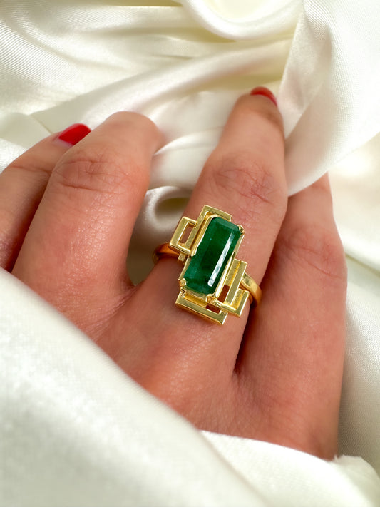 14k Solid Gold Natural Emerald Ring– Modern Geometric Design