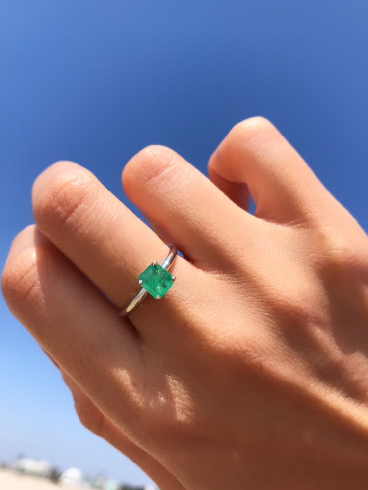 Natural Colombian Emerald Solitaire Ring In Solid Gold