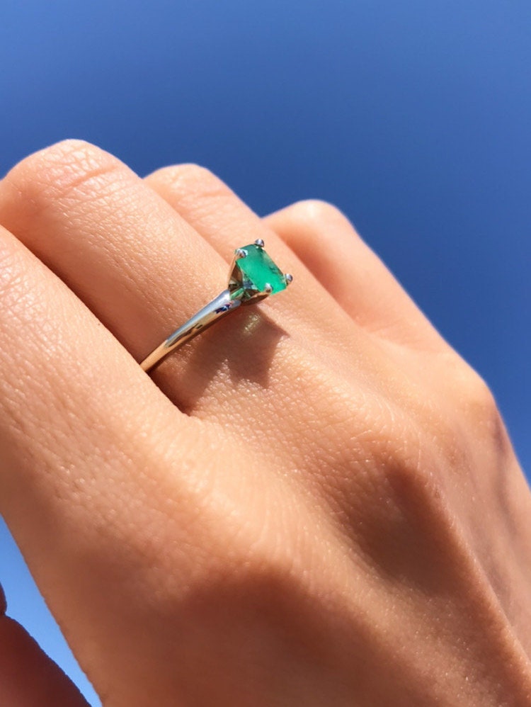 Natural Colombian Emerald Solitaire Ring In Solid Gold