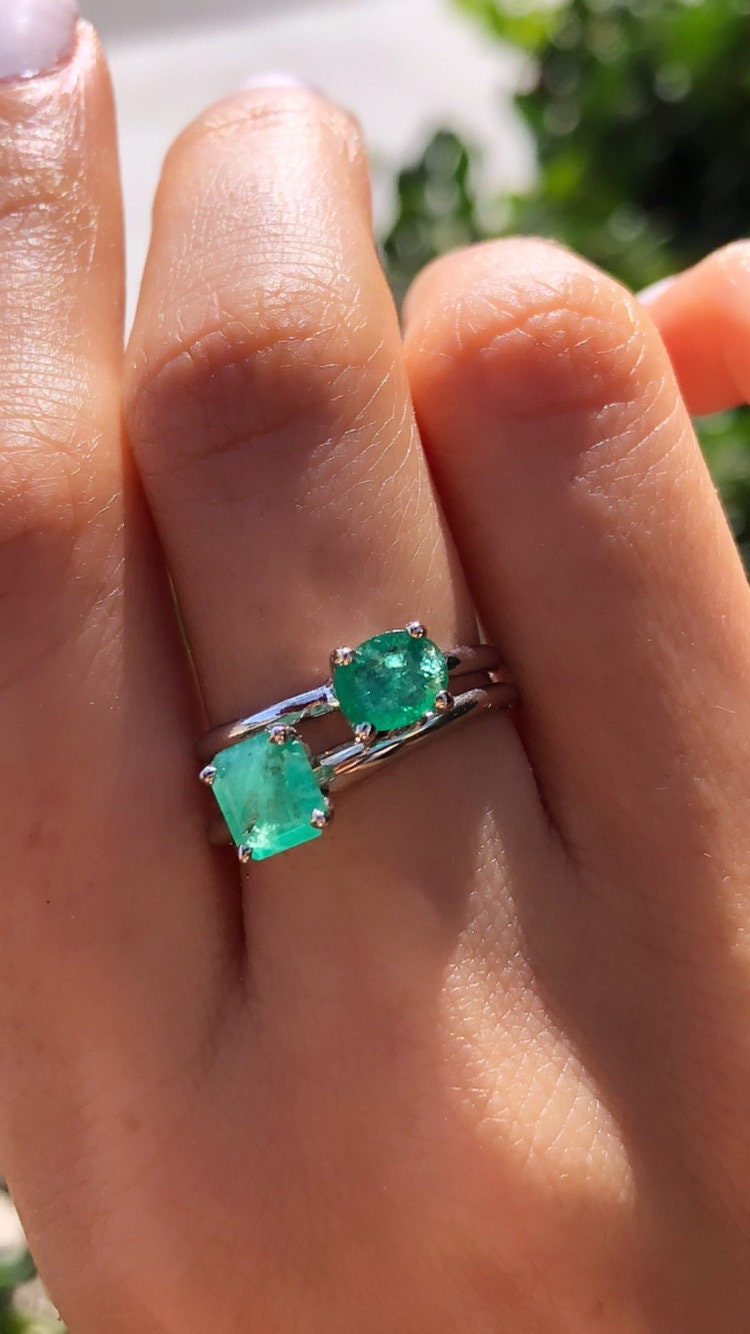 Natural Colombian Emerald Solitaire Ring In Solid Gold