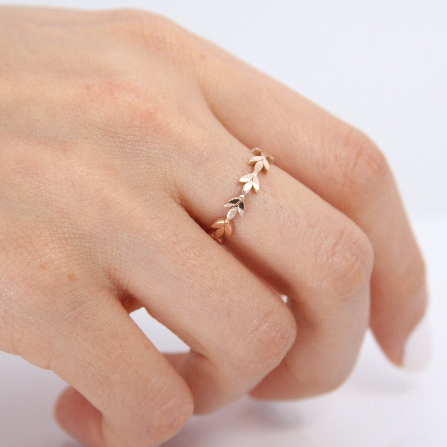 Dainty Solid Gold Leaves Full eternity Band