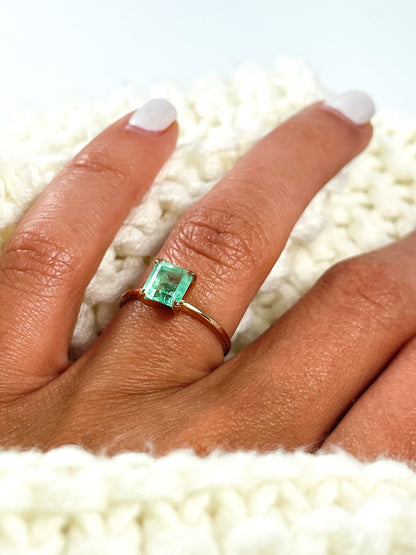 Natural Colombian Emerald Solitaire Ring in 14k Solid Gold