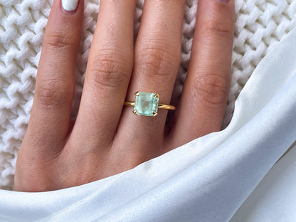 Natural Colombian Emerald Cut Green Beryl Solitaire Ring in Solid 14k Gold