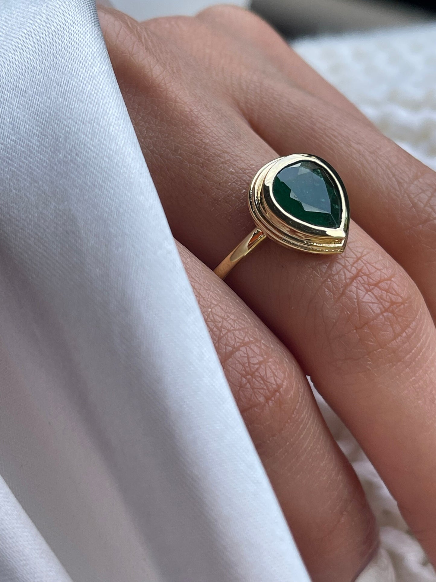 Natural Pear Shaped Emerald Bezel Setting Solitaire Ring