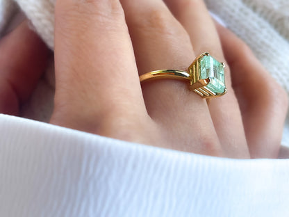 Natural Colombian Green Beryl Ring Solid 14k Gold