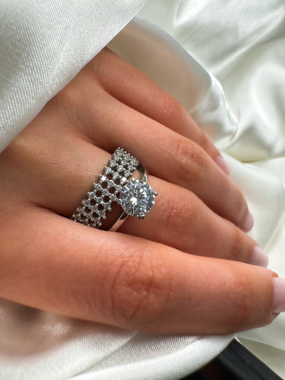 Round Cut Sterling Silver Engagement Ring With Wedding Band, Size 7.25