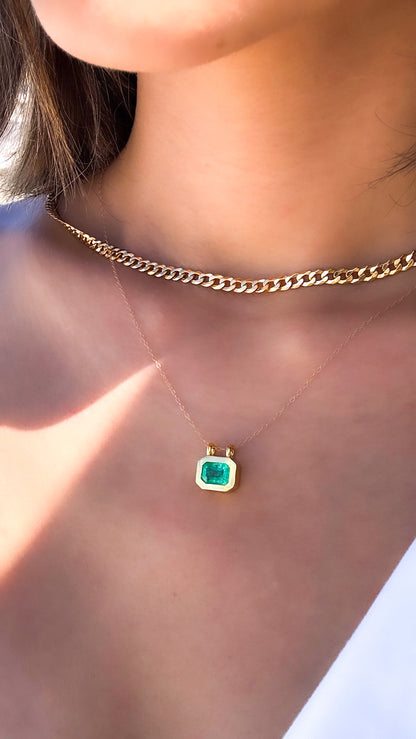 14k Gold Natural Colombian Emerald-Cut Emerald Bezel Setting Pendant Necklace