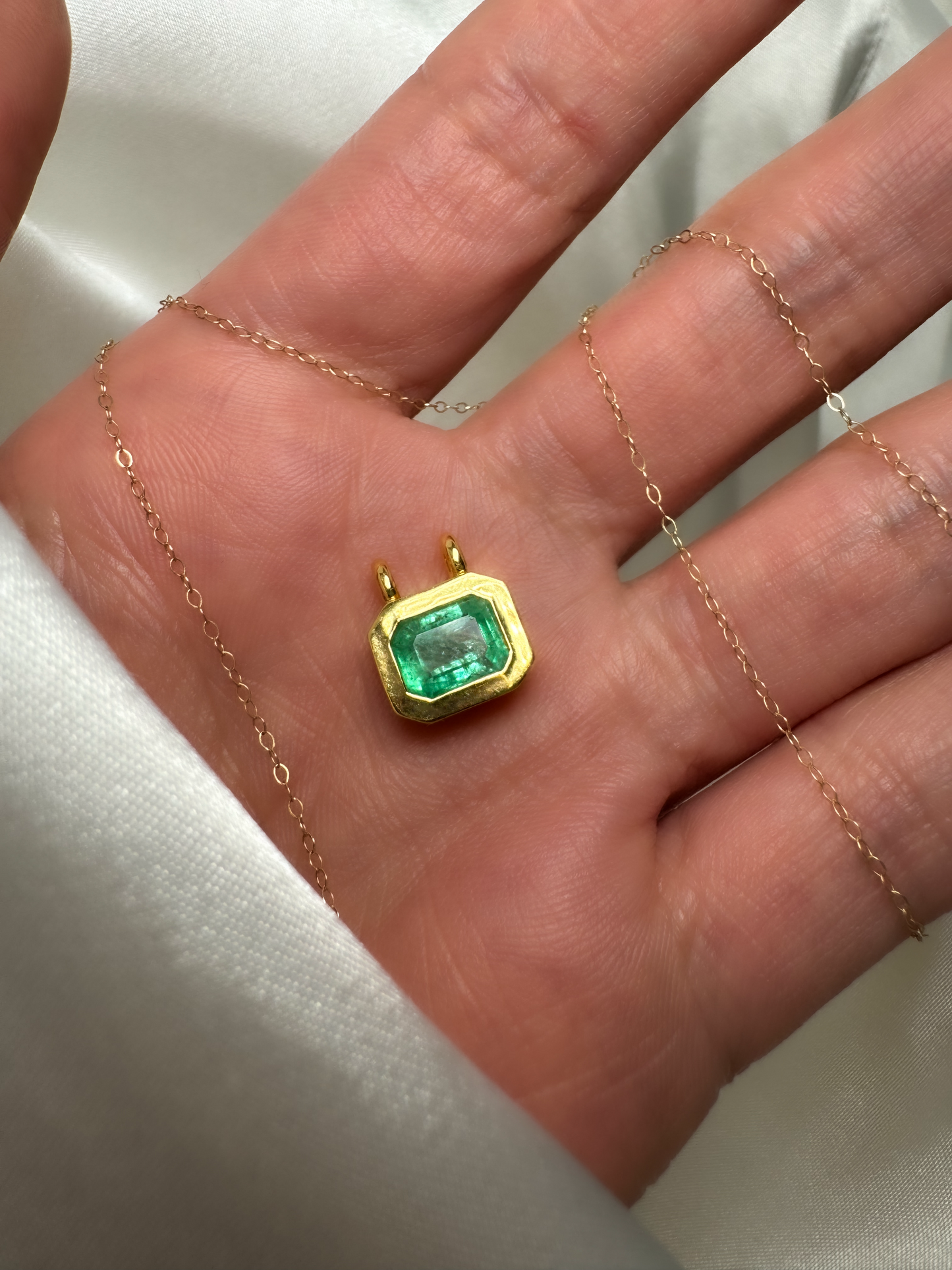 Natural Colombian Emerald-Cut Emerald Bezel Setting Pendant in Solid Gold