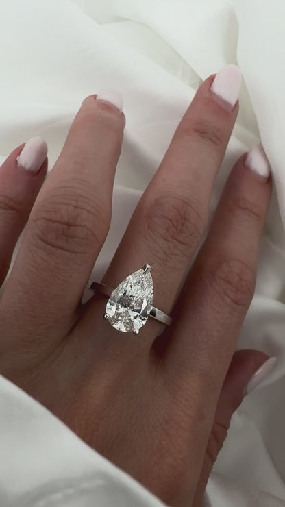 Pear Cut Diamond Ring – Solitaire 14K Gold- IGI Certified